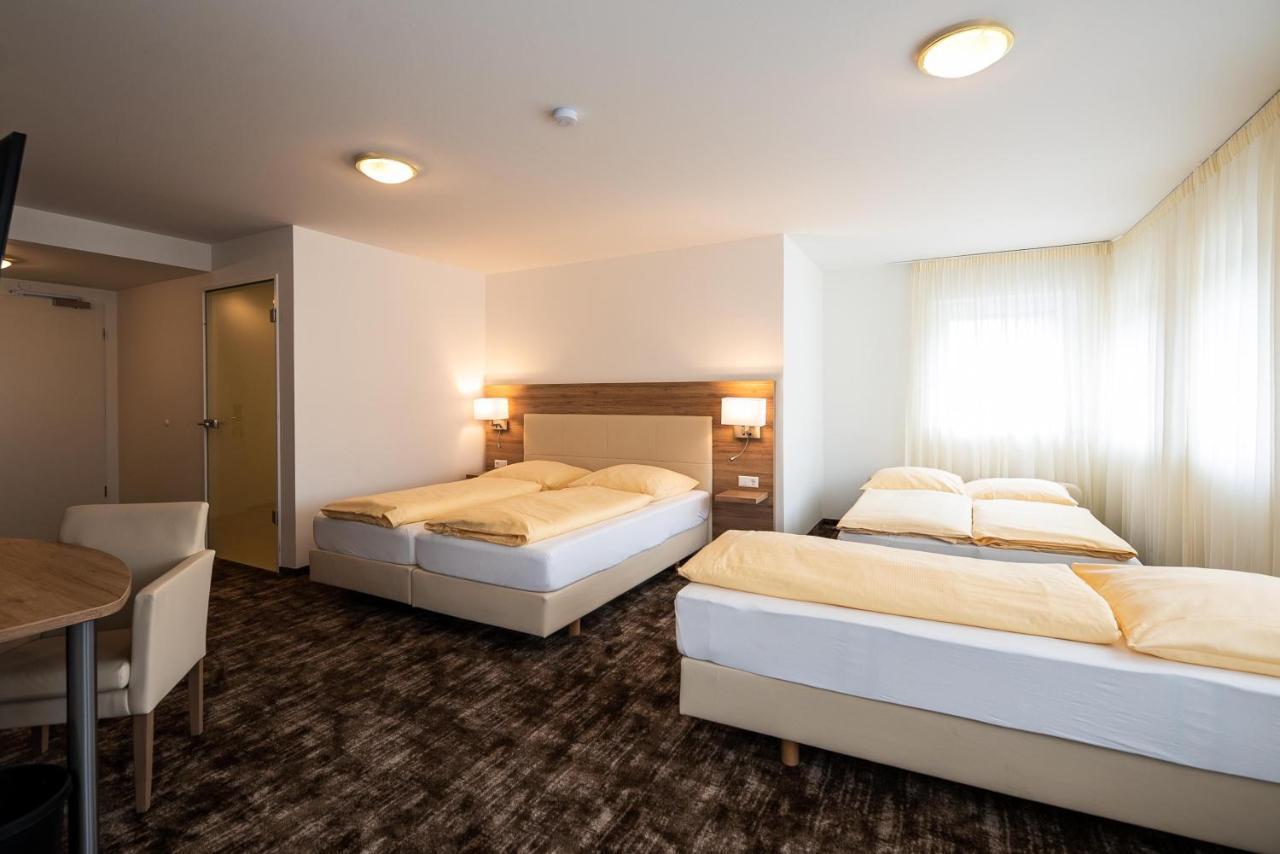 Sternplatz Hotel Ehingen  Eksteriør bilde