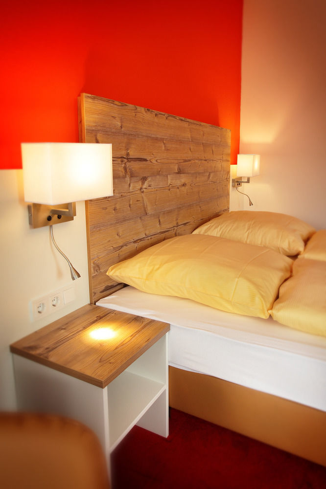 Sternplatz Hotel Ehingen  Eksteriør bilde